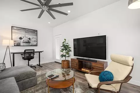 Living - 4430 Lowell St, La Mesa, CA 91942 photo 5 of 5