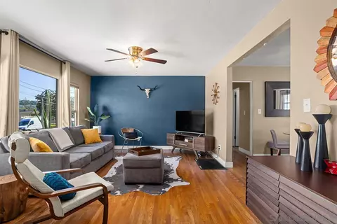 Living - 4430 Lowell St, La Mesa, CA 91942 photo 1 of 5