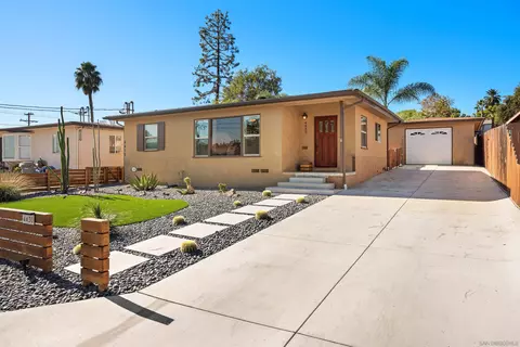 Exterior - 4430 Lowell St, La Mesa, CA 91942 photo 4 of 12