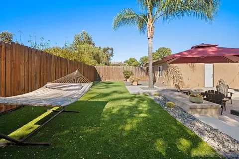 Exterior - 4430 Lowell St, La Mesa, CA 91942 photo 6 of 12
