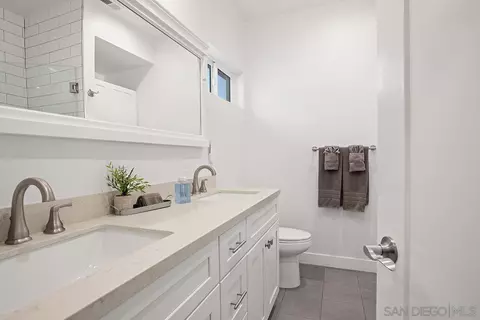 Bath - 4430 Lowell St, La Mesa, CA 91942 photo 4 of 6