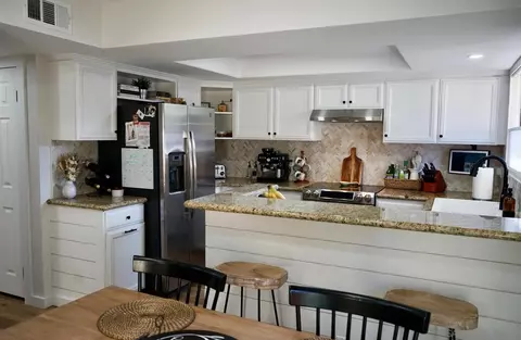 Kitchen - 2137 Alpine Glen Pl, Alpine, CA 91901 photo 6 of 6