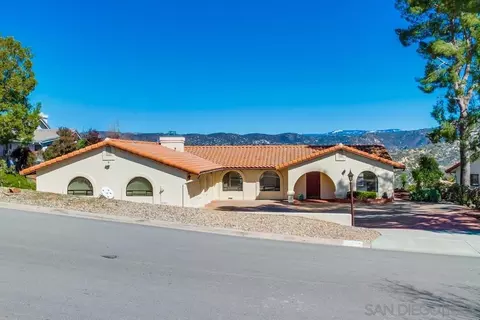 23518 Calistoga Pl, Ramona, CA 92065