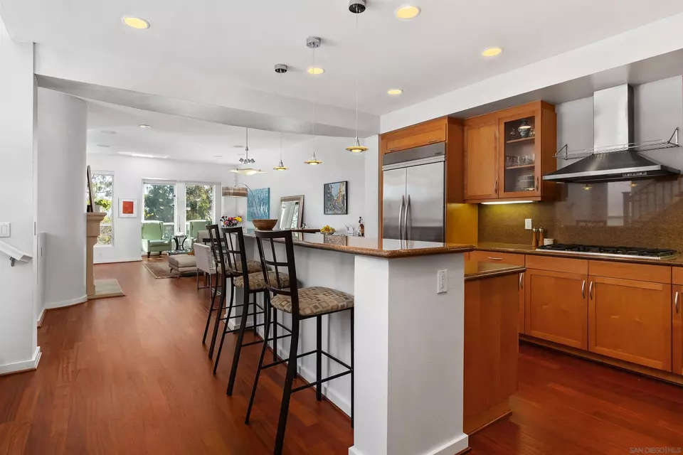Kitchen - 1544 10th Ave, San Diego, CA 92101 photo 3 of 7