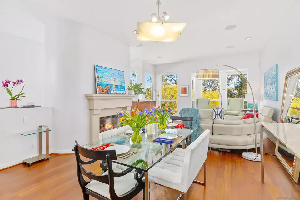 Dining - 1544 10th Ave, San Diego, CA 92101 photo 3 of 3