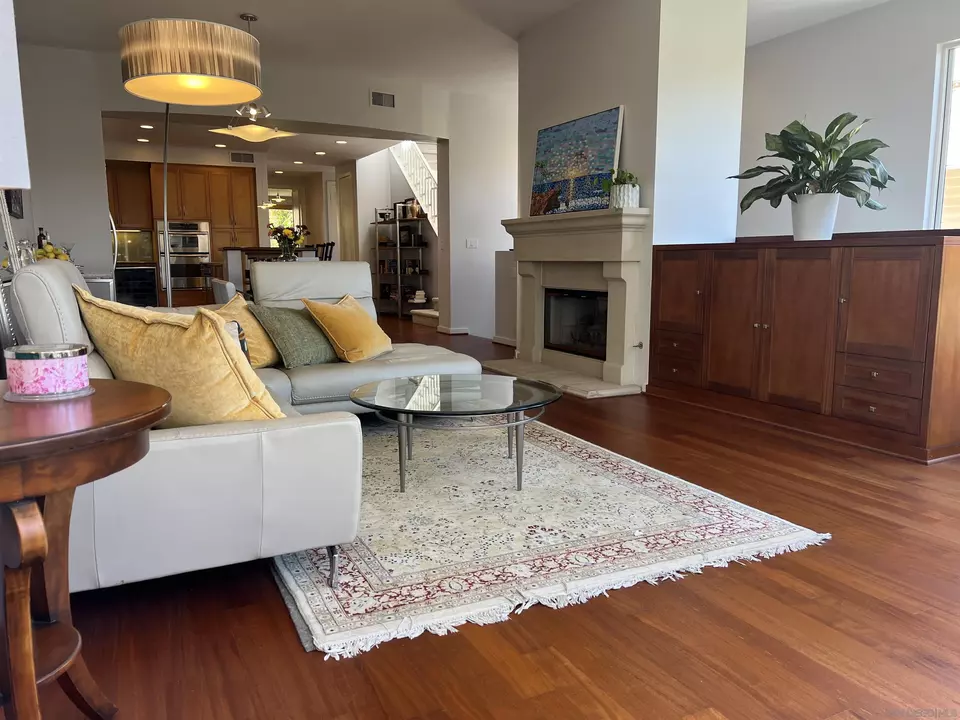 Living - 1544 10th Ave, San Diego, CA 92101 photo 8 of 8
