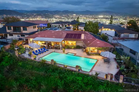 1724 Hacienda Pl, El Cajon, CA 92020