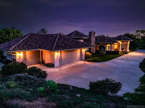 Exterior - 1176 Sierra Bonita, Fallbrook, CA 92028 photo 1 of 19