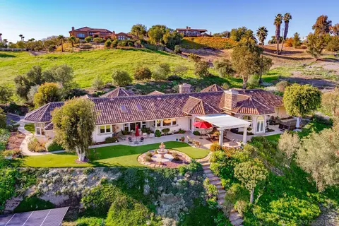 View/Area - 1176 Sierra Bonita, Fallbrook, CA 92028 photo 9 of 9