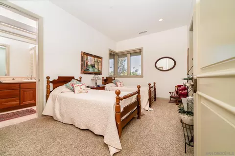 Bedroom - 1176 Sierra Bonita, Fallbrook, CA 92028 photo 7 of 7
