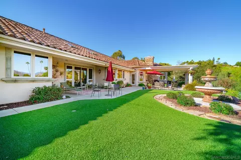 Exterior - 1176 Sierra Bonita, Fallbrook, CA 92028 photo 9 of 19