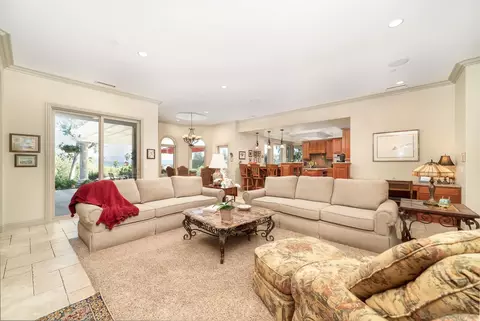 Living - 1176 Sierra Bonita, Fallbrook, CA 92028 photo 4 of 4