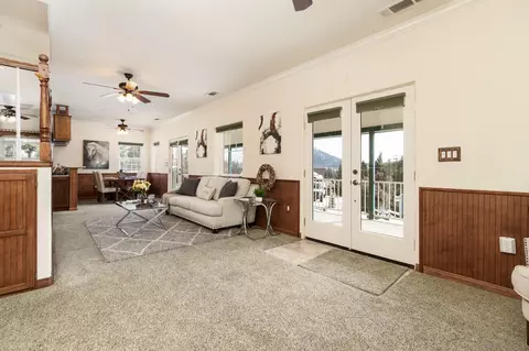 Living - 34666 Navajo Rd, Julian, CA 92036 photo 2 of 8