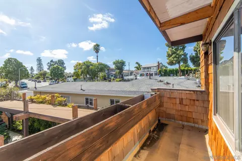 Exterior - 1410 3rd St, Coronado, CA 92118 photo 4 of 14