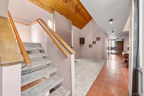 Entry Way - 1410 3rd St, Coronado, CA 92118 photo 2 of 2