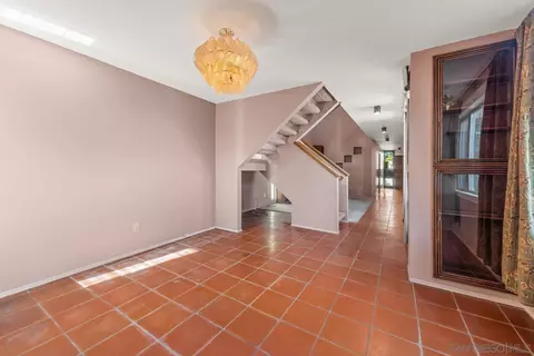 Entry Way - 1410 3rd St, Coronado, CA 92118 photo 1 of 2