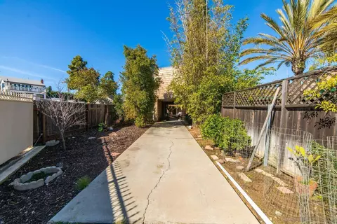 Exterior - 1410 3rd St, Coronado, CA 92118 photo 12 of 14