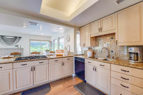 Kitchen - 4336 Avenida Gregory, Spring Valley, CA 91977 photo 1 of 6