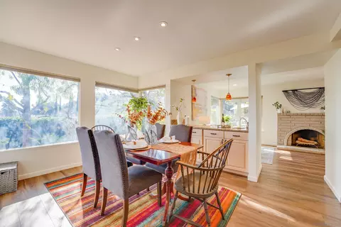 Dining - 4336 Avenida Gregory, Spring Valley, CA 91977 photo 4 of 7
