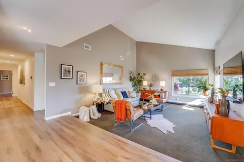 Dining - 4336 Avenida Gregory, Spring Valley, CA 91977 photo 1 of 7