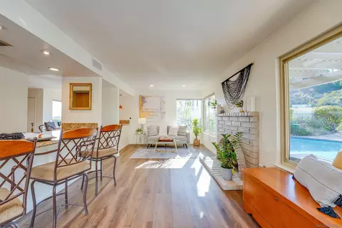 Dining - 4336 Avenida Gregory, Spring Valley, CA 91977 photo 6 of 7