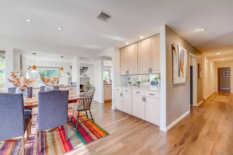 Dining - 4336 Avenida Gregory, Spring Valley, CA 91977 photo 3 of 7