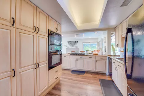 Kitchen - 4336 Avenida Gregory, Spring Valley, CA 91977 photo 2 of 6