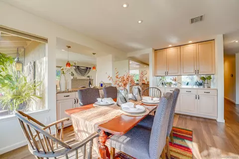 Dining - 4336 Avenida Gregory, Spring Valley, CA 91977 photo 5 of 7