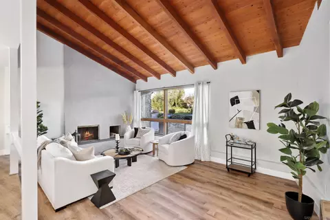 Living - 12816 Camino Del Valle, Poway, CA 92064 photo 3 of 10