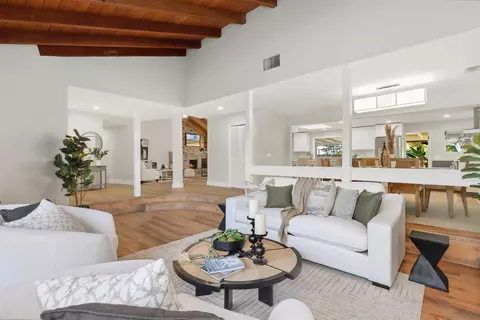 Living - 12816 Camino Del Valle, Poway, CA 92064 photo 4 of 10