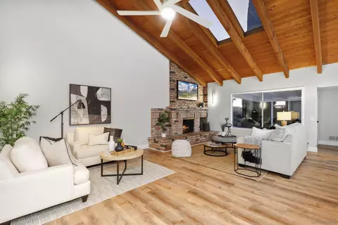 Living - 12816 Camino Del Valle, Poway, CA 92064 photo 6 of 10