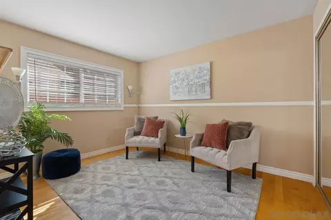 Living - 14249 Mango Dr, Del Mar, CA 92014 photo 9 of 10