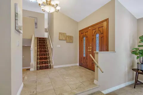 Entry Way - 14249 Mango Dr, Del Mar, CA 92014 photo 2 of 2