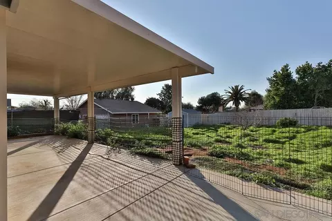 Exterior - 1340 Somermont Dr, El Cajon, CA 92021 photo 8 of 10