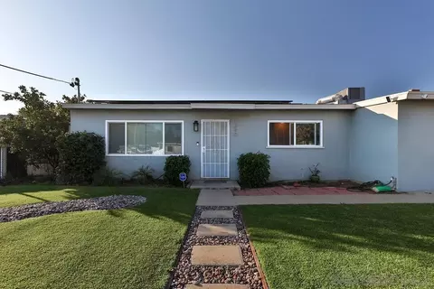 Exterior - 1340 Somermont Dr, El Cajon, CA 92021 photo 4 of 10