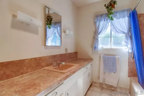 Bath - 3516 S Cordoba Ave, Spring Valley, CA 91977 photo 2 of 2