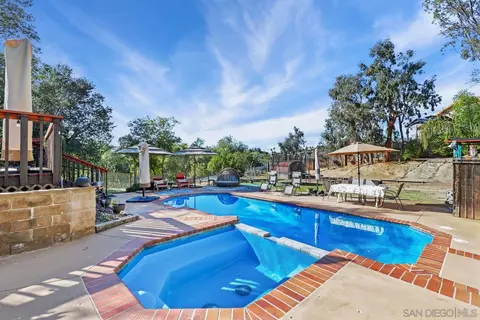 Exterior - 24730 Bjoin Rd, Ramona, CA 92065 photo 9 of 11