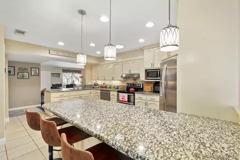 Kitchen - 24730 Bjoin Rd, Ramona, CA 92065 photo 2 of 2