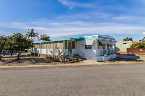 89 Chico Ln, Oceanside, CA 92058 photo 2