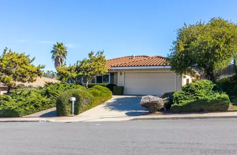 2060 La Habra St, Escondido, CA 92026
