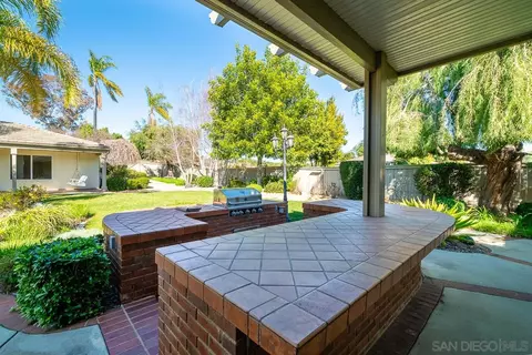 Exterior - 2048 Avocado Knoll Ln, Fallbrook, CA 92028 photo 8 of 24