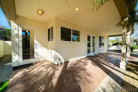 Exterior - 2048 Avocado Knoll Ln, Fallbrook, CA 92028 photo 19 of 24
