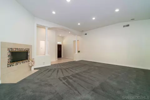 Bedroom - 2048 Avocado Knoll Ln, Fallbrook, CA 92028 photo 1 of 3