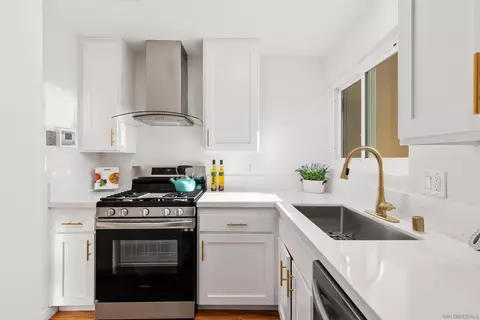 Kitchen - 1437 Temple Heights Dr, Oceanside, CA 92056 photo 2 of 4