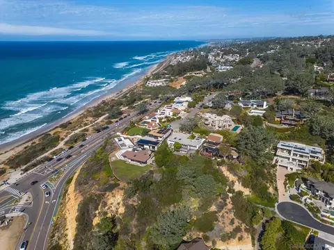 View/Area - 495 W Ocean View Ave, Del Mar, CA 92014 photo 5 of 5
