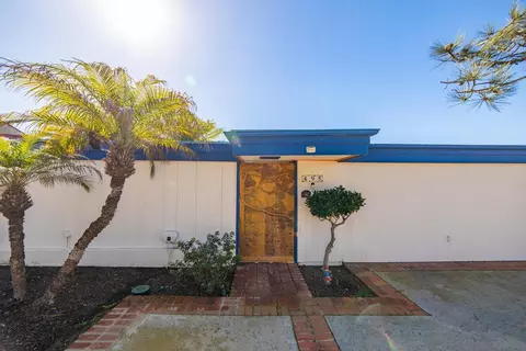 Exterior - 495 W Ocean View Ave, Del Mar, CA 92014 photo 11 of 11