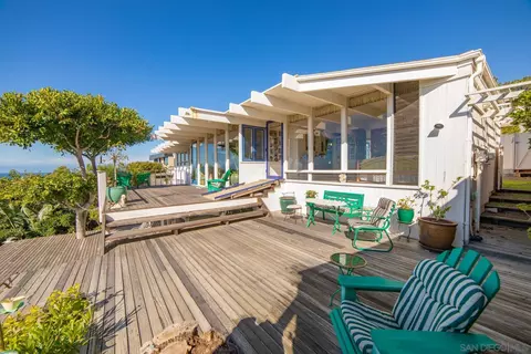 Exterior - 495 W Ocean View Ave, Del Mar, CA 92014 photo 5 of 11