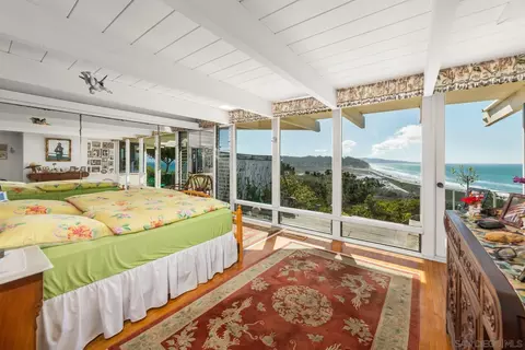 Bedroom - 495 W Ocean View Ave, Del Mar, CA 92014 photo 1 of 2