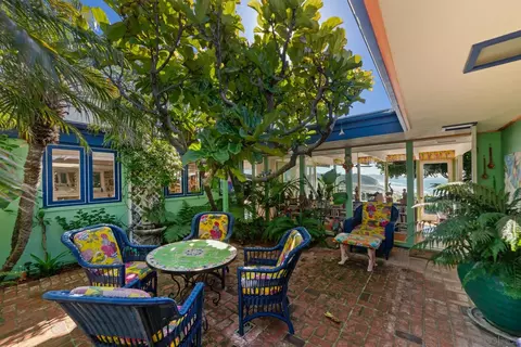 Exterior - 495 W Ocean View Ave, Del Mar, CA 92014 photo 4 of 11