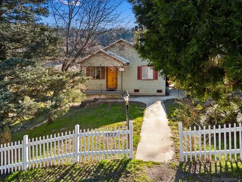 Exterior - 1927 4th, Julian, CA 92036 photo 4 of 14